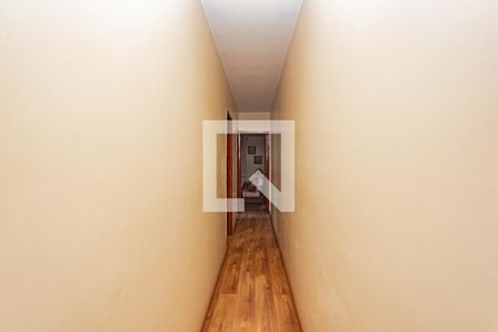 Casa à venda com 145m², 3 quartos e 3 vagasCorredor