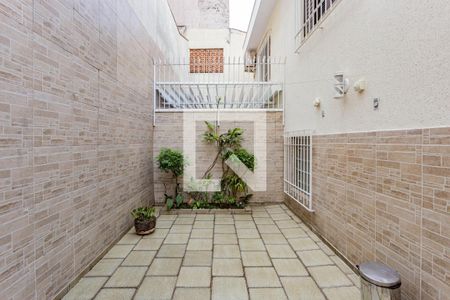 Casa à venda com 145m², 3 quartos e 3 vagasQuintal