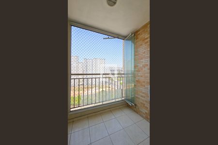 Apartamento para alugar com 72m², 3 quartos e 2 vagas Apartamento para alugar com 72m², 3 quartos e 2 vagasVaranda