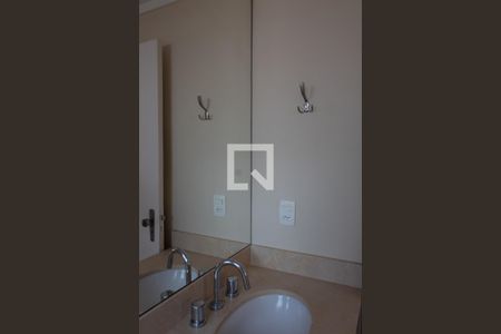 Apartamento à venda com 122m², 3 quartos e 1 vagaBANHEIRO DA SUITE