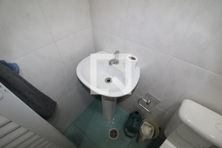 Casa à venda com 244m², 3 quartos e 4 vagasGaragem - Banheiro