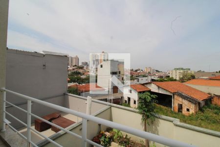 Casa à venda com 244m², 3 quartos e 4 vagasQuarto 2 - Varanda