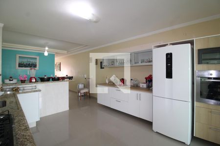 Casa à venda com 244m², 3 quartos e 4 vagasCozinha