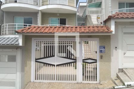 Casa à venda com 244m², 3 quartos e 4 vagasFachada