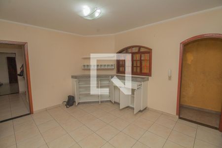Casa para alugar com 250m², 3 quartos e 4 vagas Casa para alugar com 250m², 3 quartos e 4 vagasCozinha