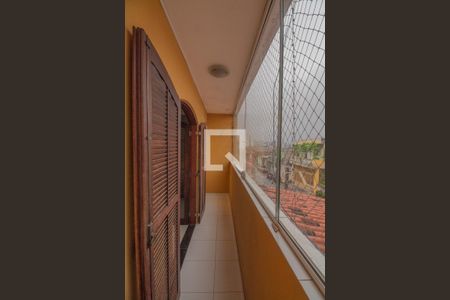 Casa para alugar com 250m², 3 quartos e 4 vagas Casa para alugar com 250m², 3 quartos e 4 vagasQuarto 1