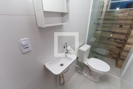 Banheiro de apartamento para alugar com 1 quarto, 41m² em Parque Paineiras, São Paulo