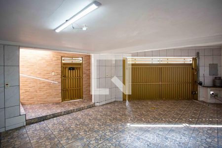 Casa à venda com 773m², 6 quartos e 2 vagas Casa à venda com 773m², 6 quartos e 2 vagasGaragem