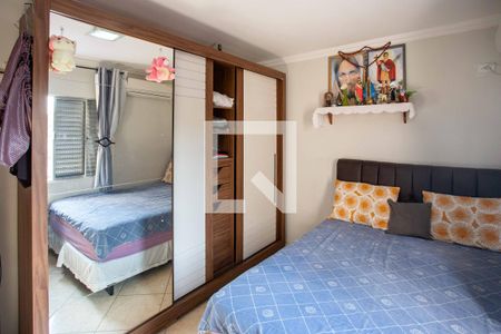 Casa à venda com 773m², 6 quartos e 2 vagas Casa à venda com 773m², 6 quartos e 2 vagasQuarto 2
