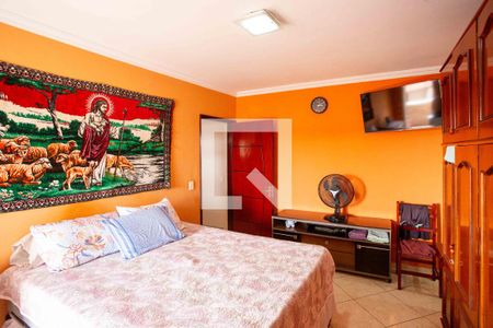 Casa à venda com 773m², 6 quartos e 2 vagas Casa à venda com 773m², 6 quartos e 2 vagasQuarto Suíte