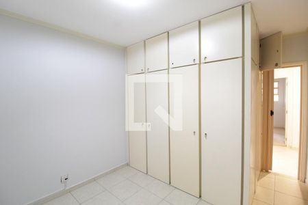 Apartamento para alugar com 124m², 4 quartos e 1 vagaQuarto 1