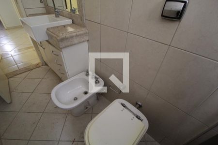 Apartamento para alugar com 124m², 4 quartos e 1 vagaBanheiro do Quarto 3