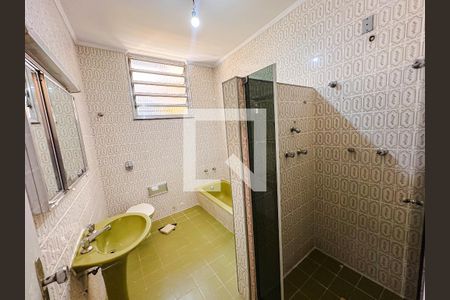 Casa à venda com 168m², 4 quartos e 2 vagasbanheiro