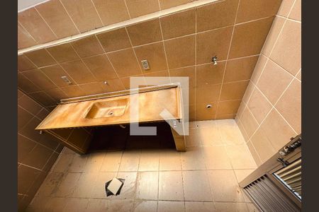 Casa à venda com 168m², 4 quartos e 2 vagascasa 2/cozinha/Área de Serviço