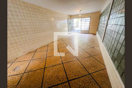 Casa à venda com 168m², 4 quartos e 2 vagasÁrea comum