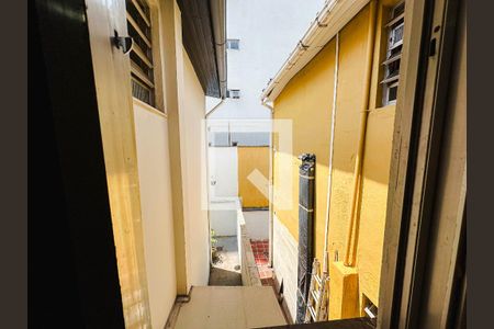 Casa à venda com 168m², 4 quartos e 2 vagasCorredor