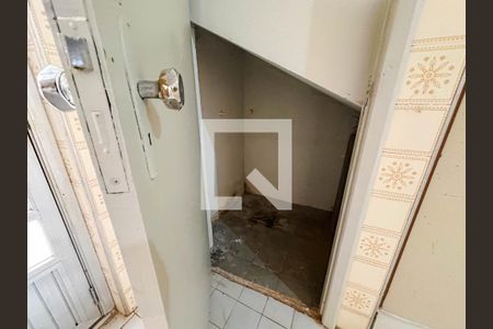 Casa à venda com 168m², 4 quartos e 2 vagascasa 2/Área de Serviço de quarto