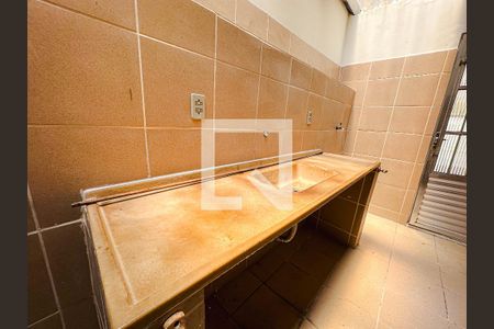 Casa à venda com 168m², 4 quartos e 2 vagascasa 2/cozinha/Área de Serviço