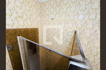 Casa à venda com 168m², 4 quartos e 2 vagascasa 2/banheiro