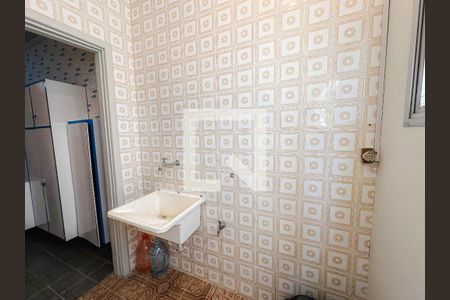 Casa à venda com 168m², 4 quartos e 2 vagasÁrea de Serviço