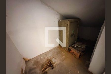 Casa à venda com 168m², 4 quartos e 2 vagascasa 2/Área de Serviço de quarto