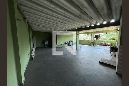 Casa à venda com 373m², 3 quartos e 3 vagasTerraço