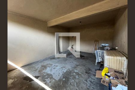 Casa à venda com 373m², 3 quartos e 3 vagasGaragem