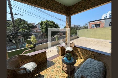 Casa à venda com 373m², 3 quartos e 3 vagasVaranda