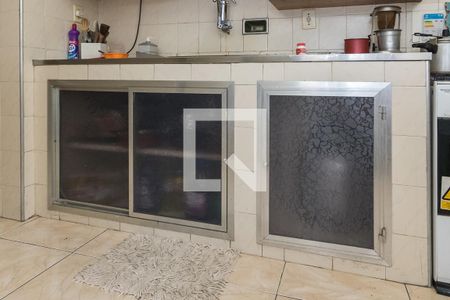 Casa à venda com 76m², 2 quartos e sem vagaCozinha - Armários