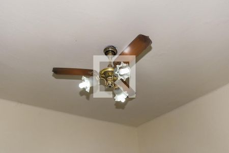 Sala de casa à venda com 2 quartos, 76m² em Olaria, Rio de Janeiro