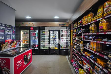 Apartamento à venda com 66m², 2 quartos e 1 vagaMercadinho