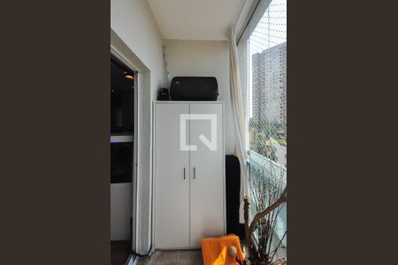 Apartamento à venda com 66m², 2 quartos e 1 vagaVaranda