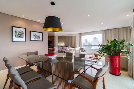 Apartamento à venda com 260m², 3 quartos e 4 vagasSala