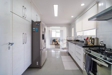 Apartamento à venda com 260m², 3 quartos e 4 vagasCozinha