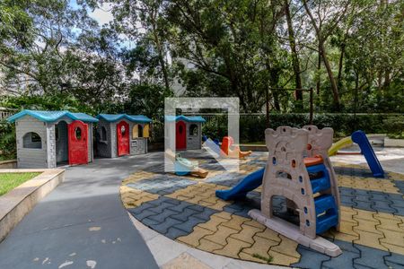 Apartamento à venda com 260m², 3 quartos e 4 vagasÁrea comum - Playground