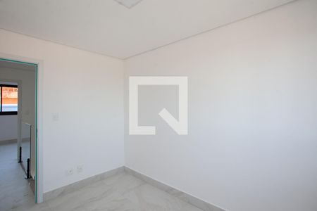 Quarto 2 de casa à venda com 3 quartos, 95m² em Planalto, Belo Horizonte