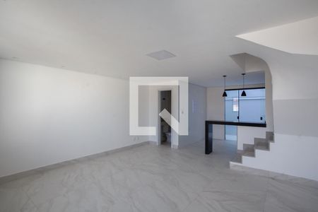 Sala de casa à venda com 3 quartos, 95m² em Planalto, Belo Horizonte