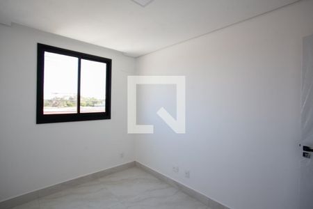 Quarto 2 de casa à venda com 3 quartos, 95m² em Planalto, Belo Horizonte
