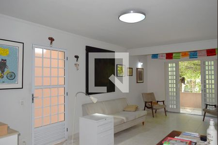 Sala de casa para alugar com 3 quartos, 200m² em Cerqueira César, São Paulo