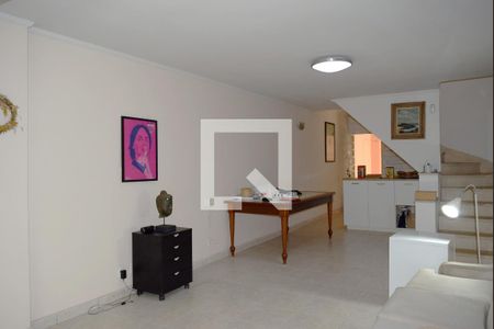 Sala de casa para alugar com 3 quartos, 200m² em Cerqueira César, São Paulo