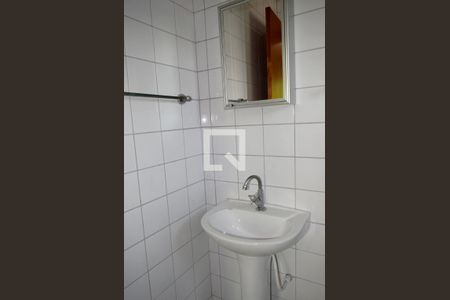 Casa à venda com 200m², 3 quartos e 1 vagaBanheiro Suíte 2