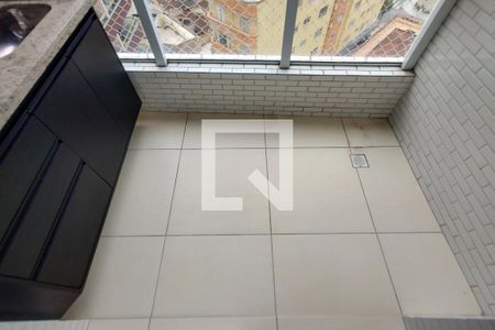 Apartamento para alugar com 60m², 2 quartos e 1 vagaSacada