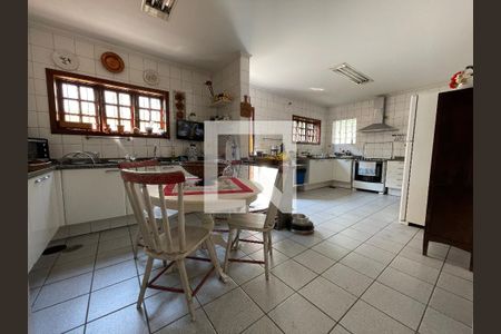 Casa para alugar com 700m², 5 quartos e 5 vagas Casa para alugar com 700m², 5 quartos e 5 vagasCozinha