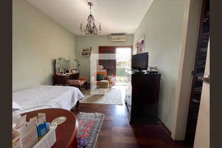 Casa para alugar com 700m², 5 quartos e 5 vagas Casa para alugar com 700m², 5 quartos e 5 vagasSuíte 3