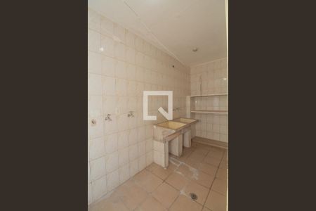 Casa para alugar com 56m², 2 quartos e 1 vaga Casa para alugar com 56m², 2 quartos e 1 vagaÁrea de serviço