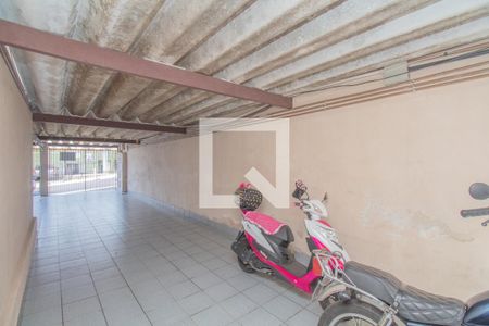 Casa para alugar com 56m², 2 quartos e 1 vaga Casa para alugar com 56m², 2 quartos e 1 vagaGaragem