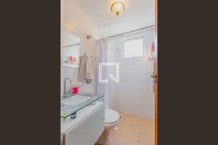 Banheiro de apartamento à venda com 1 quarto, 38m² em Alto de Pinheiros, São Paulo