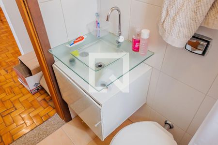 Banheiro de apartamento à venda com 1 quarto, 38m² em Alto de Pinheiros, São Paulo