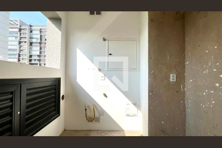 Apartamento à venda com 104m², 2 quartos e 1 vagaÁrea de Serviço