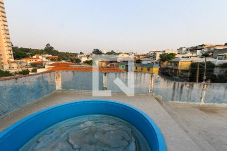 Casa à venda com 200m², 4 quartos e 4 vagasTerraço